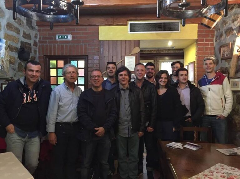 Grupo de visitantes no restaurante Cortiço, em Viseu